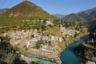 Rudraprayag Blick auf den Ort